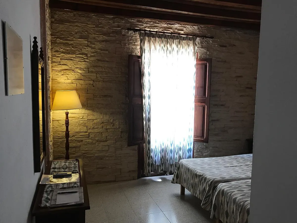 Hostal Restaurante Playa Colonia de Sant Jordi Bed & Breakfast